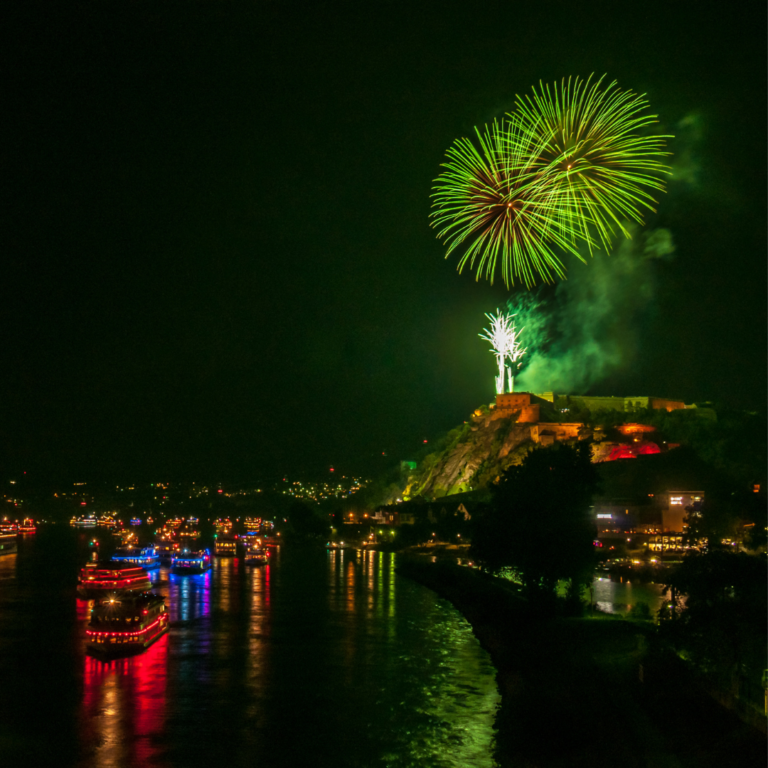 Rhein in Flammen Bonn Feuerwerk Wochenende